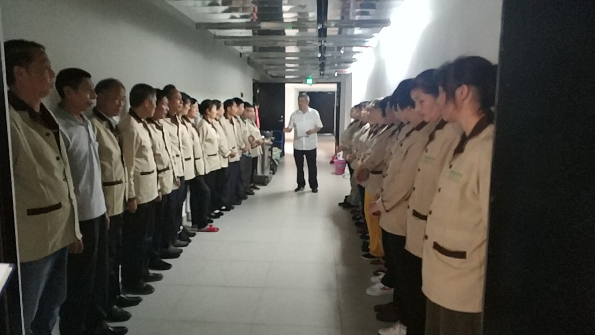 深圳樓宇保潔,外墻清洗,室內保潔,外墻清洗公司-深圳市隆興潔環保科技有限公司